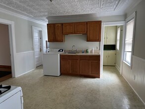 88 Woodbine Ave in Pittsfield, MA - Foto de edificio - Building Photo