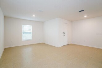 1357 Brenway Dr in Mascotte, FL - Building Photo - Building Photo
