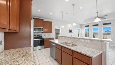 154 Katy Post in San Antonio, TX - Building Photo - Building Photo