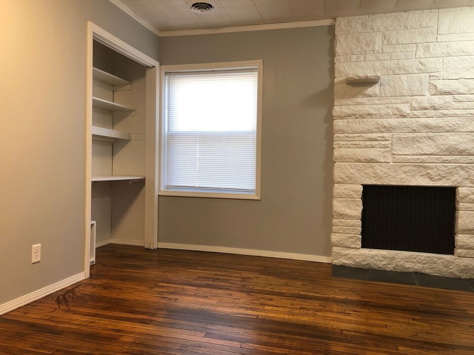 2506 Oriole Ln-Unit -2508 in Warsaw, IN - Foto de edificio