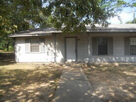 115 Chiliwood Ln in North Little Rock, AR - Building Photo