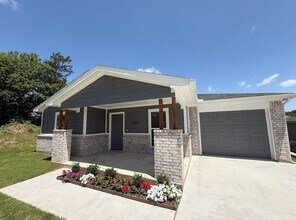 2409 Miller St in Denison, TX - Building Photo - Building Photo