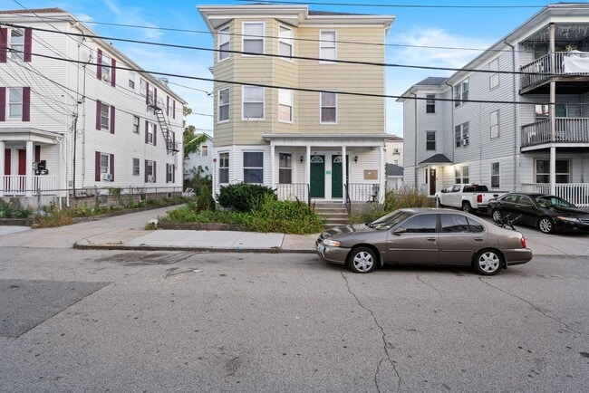 28-30 Knight Street in Central Falls, RI - Building Photo - Building Photo