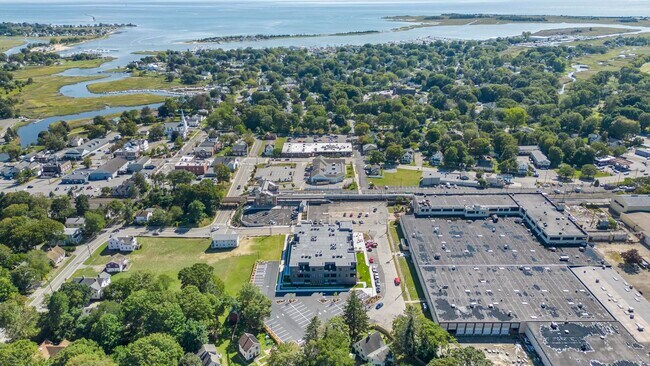 The Grand in Clinton, CT - Foto de edificio - Building Photo