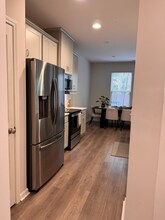 2945 Cottage Ln in College Park, GA - Building Photo - Building Photo