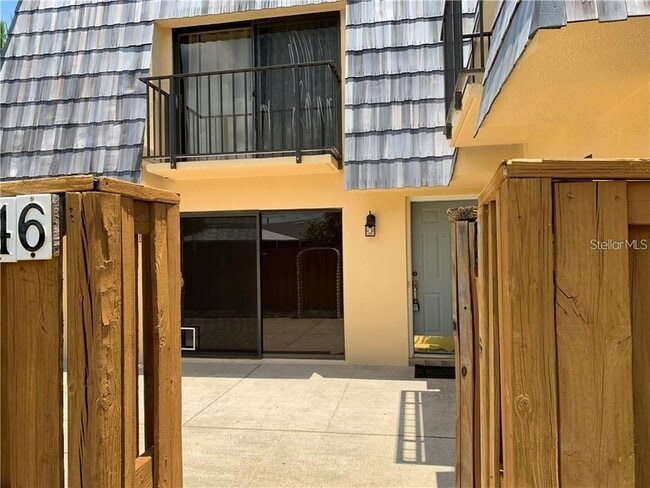 property at 2946 Poplar Ave