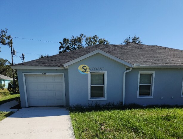6068 Laurelwood Dr in Ft. Myers, FL - Foto de edificio