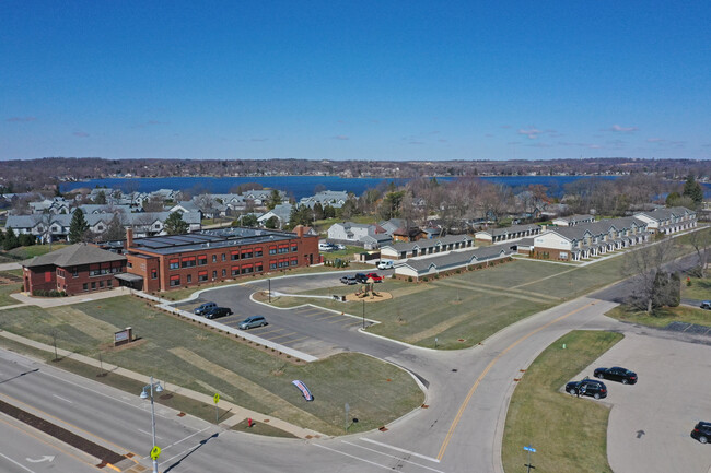 Muskego School Apartments in Muskego, WI - Building Photo - Building Photo