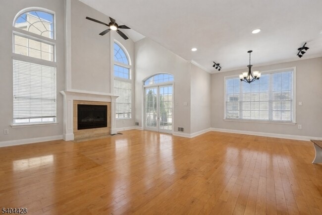 52 Wildflower Ln in Morristown, NJ - Building Photo - Building Photo