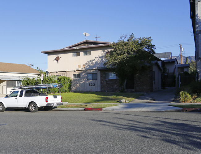 533 W California Ave in Glendale, CA - Building Photo - Building Photo