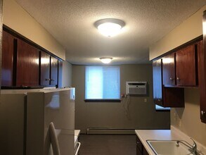 795 East 6th St in St. Paul, MN - Building Photo - Interior Photo