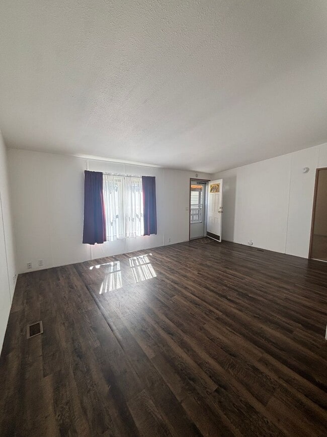 1002 Samuel St in Pocatello, ID - Building Photo - Building Photo