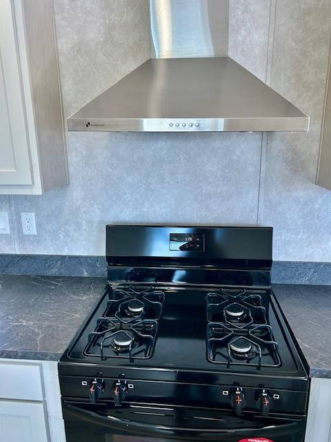 8001 Hamilton Ave in Cincinnati, OH - Building Photo - Building Photo