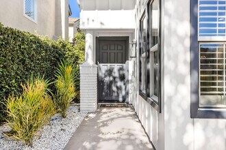 6051 Caledonia Ct in Oak Park, CA - Building Photo - Building Photo