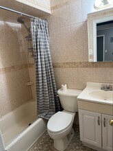 59 Lisa Ln in Staten Island, NY - Building Photo - Building Photo