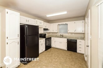 101 22nd Ave NW in Center Point, AL - Foto de edificio - Building Photo