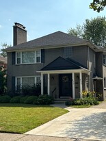 835 Harcourt Rd in Grosse Pointe Park, MI - Building Photo