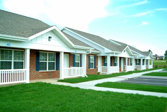 White Oak Manor in Savannah, MO - Building Photo