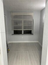 1101 NW 32nd Pl in Miami, FL - Building Photo - Building Photo