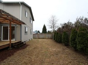 3215 McKinley Ln W in Centralia, WA - Building Photo - Building Photo