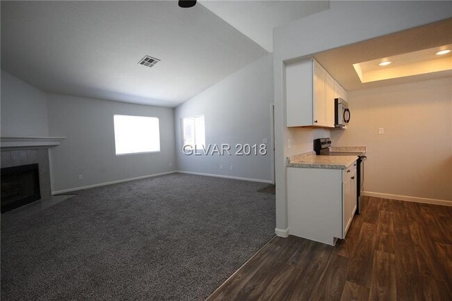5380 Angler Cir in Las Vegas, NV - Building Photo - Building Photo