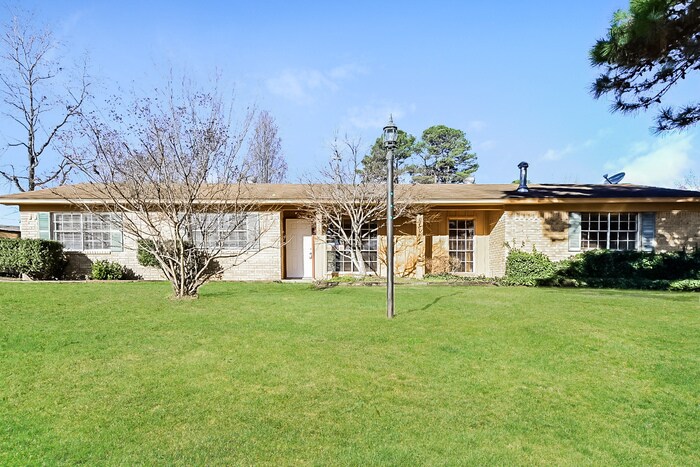 4000 Sandra Ln in Benton, AR - Building Photo
