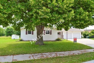 2219 Sunset Ave in Norfolk, NE - Building Photo - Building Photo