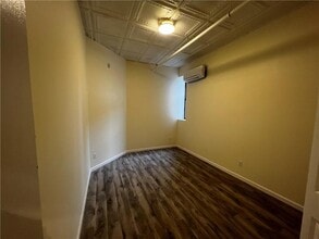 102 North St, Unit 4 in Middletown, NY - Building Photo - Building Photo