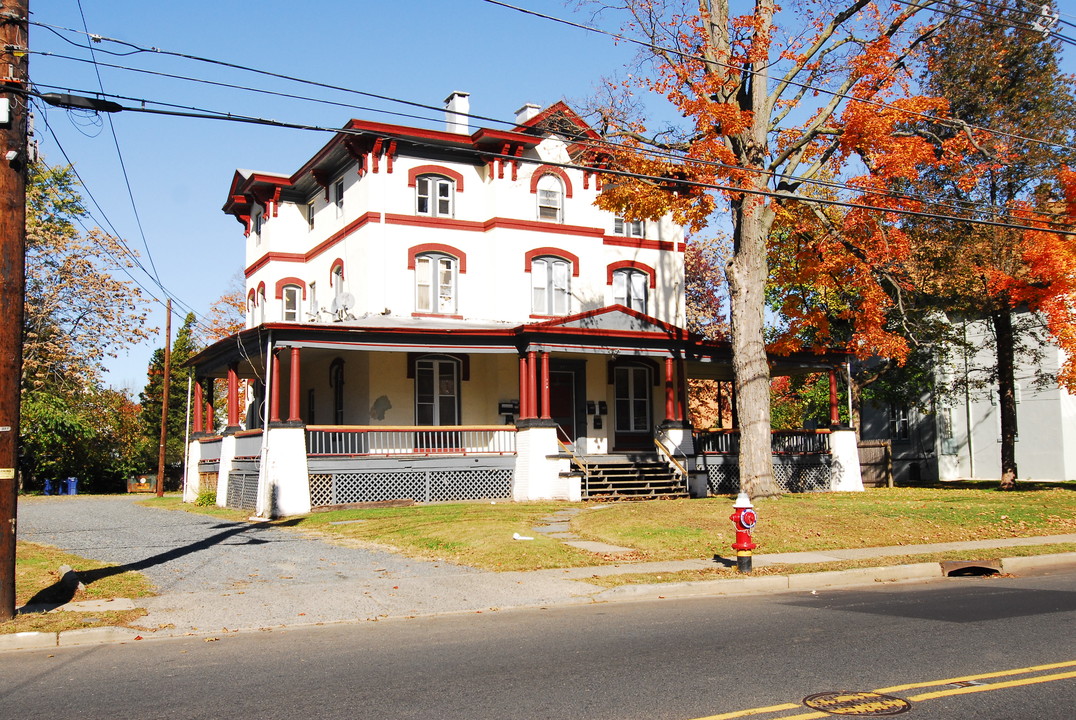 518-522 W 7th St in Plainfield, NJ - Building Photo