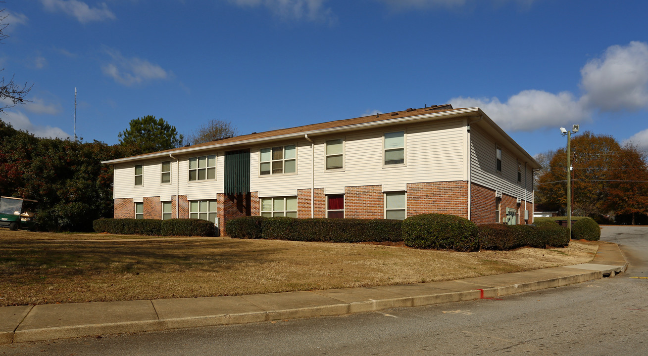 Richland Village in Columbia, SC - Foto de edificio