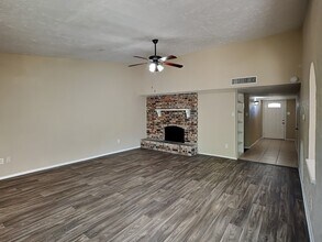 5019 Forthbridge Dr in Houston, TX - Building Photo - Building Photo