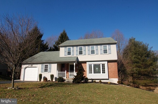 property at 10 Tall Oaks Dr