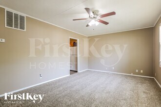 3605 NE 54th St in Kansas City, MO - Foto de edificio - Building Photo