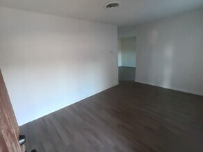 4000 SE 10th Pl in Del City, OK - Building Photo - Building Photo