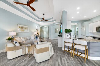 10005 Valiant Ct in Miromar Lakes, FL - Building Photo - Building Photo