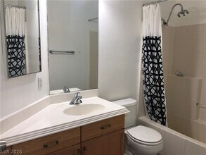 7204 Buglehorn St in Las Vegas, NV - Building Photo - Building Photo