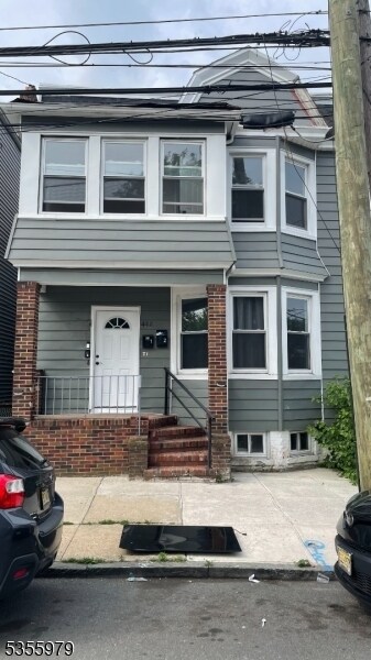 442 14th Ave in Irvington, NJ - Building Photo