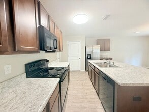 5856 Magnolia Bend Blvd in Milton, FL - Building Photo - Building Photo