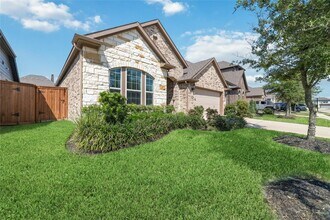 11127 Bluewater Lagoon Cir in Cypress, TX - Building Photo - Building Photo