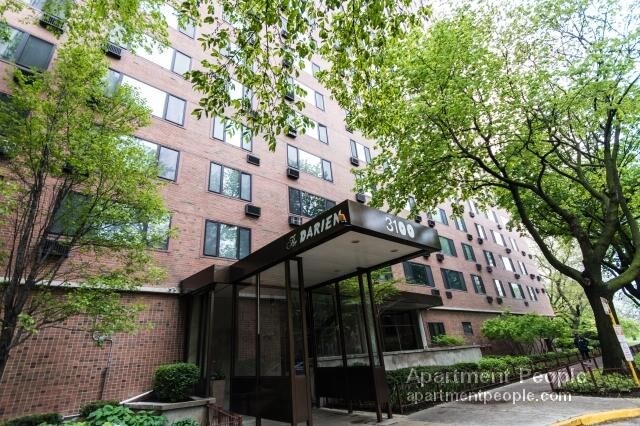 3100 N Lake Shore Dr-Unit -510 in Chicago, IL - Building Photo