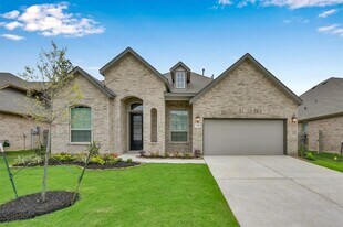 17841 McClary Cardinal Dr in Conroe, TX - Building Photo