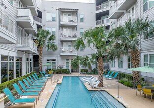 7East in Austin, TX - Building Photo - Building Photo