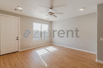 7805 Cooper Ln in Austin, TX - Building Photo - Building Photo