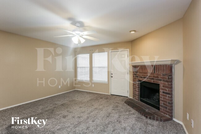 6625 Tealglen Dr in Dallas, TX - Building Photo - Building Photo