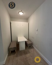 7428 Byrnepark Walk in Burnaby, BC - Building Photo - Building Photo