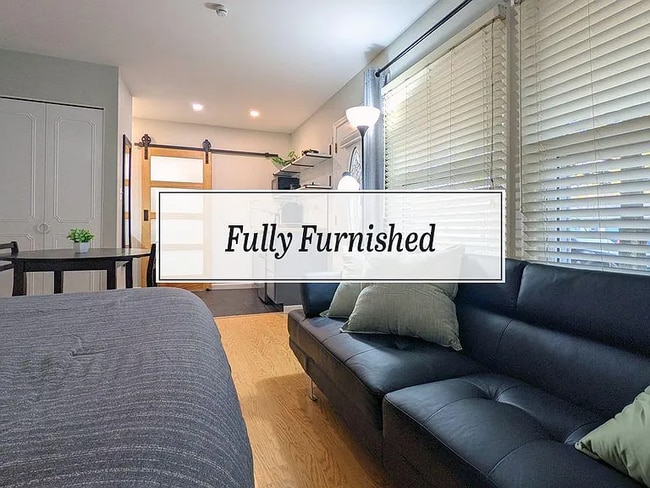 property at 1102 S Buckingham Rd