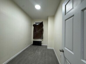 1642 64th St in Brooklyn, NY - Building Photo - Building Photo