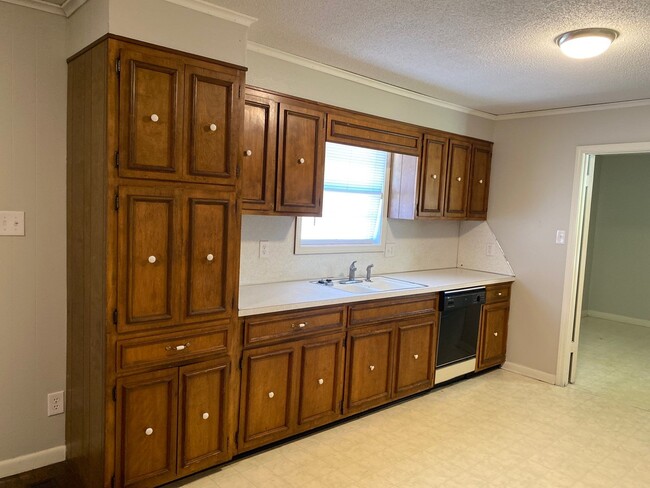 12 Terilyn Dr in Jackson, TN - Building Photo - Building Photo