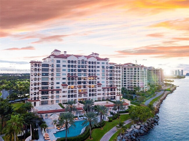 7141 Fisher Island Dr in Miami Beach, FL - Building Photo - Building Photo