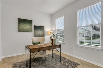 12017 Grand Kempston Dr in Gibsonton, FL - Building Photo - Building Photo